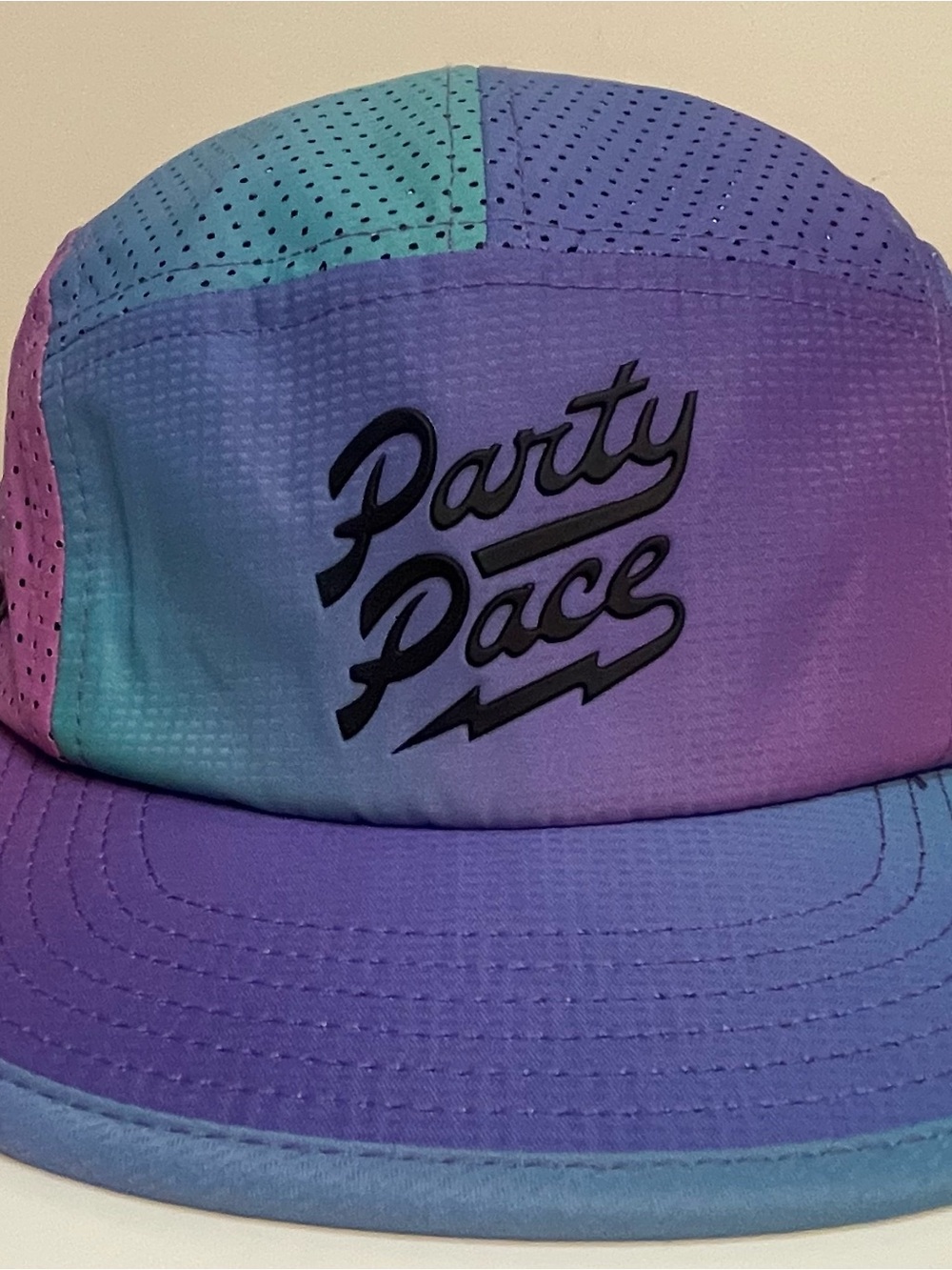 “Party Pace” Rnnr Pacer Hat - Purple and Teal